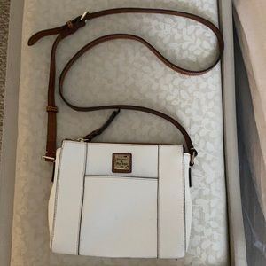 Small white Dooney and Bourke crossbody purse